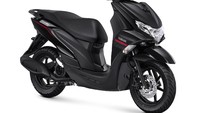 Fitur lain pada Yamaha FreeGo ada kapasitas bagasi 25 liter, lalu Smart Front Fuel untuk pengisian bahan bakar dari depan, tanpa perlu membuka jok dan Electric Power Socket untuk fitur pengisian daya baterai saat berkendara. Digital speedometer FreeGo bisa menampilkan Eco Indicator, lampu LED Headlight dan lampu hazard. Foto: Dok. YIMM