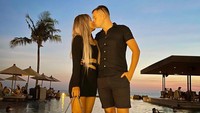 Usai Evert mualaf, Alyssa Spischak diminta oleh Abinya, ustaz Derry Sulaiman, segera menikah dengan sang kekasih. (Foto: dok. Instagram @alyssaspischak) 