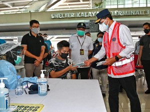 PPKM Darurat, Menhub Pastikan Kargo & Vaksinasi di Soetta Lancar