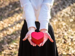 Cewek Nembak Duluan, Kenapa Nggak? Ini Cara Nyatakan Cintanya