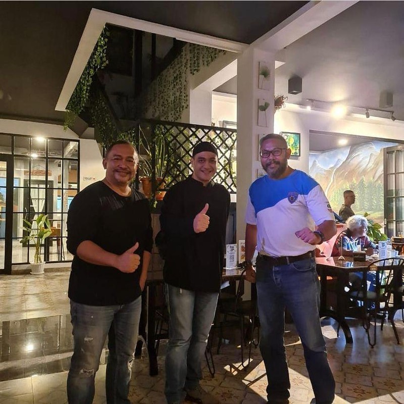 Ferry Irawan Gaya Kulineran Ferry Irawan yang Ternyata Seorang Foodies