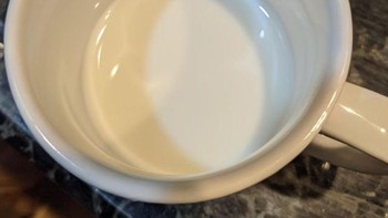 Susu atau dasar gelas di bagian bawah? Foto: dok reddit.com/confusing_perspective