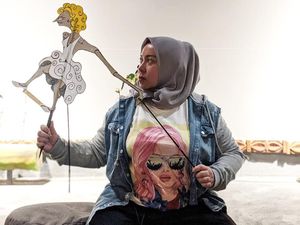 Lirik dan Chord Haramkah oleh Melly Goeslaw
