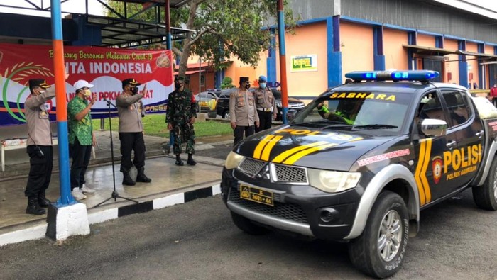 polresta banyuwangi salurkan 5 ton beras