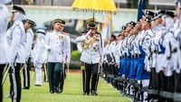 Dikutip dari The Scoop, Sabtu (17/7/2021) Brunei Darussalam akhirnya menggelar ulang tahun ke-75 Sultan Brunei Hassanal Bolkiah pada Kamis pekan lalu di lapangan istana kesultanan. Padahal tahun lalu acara ini ditiadakan karena COVID-19.  