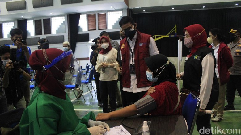 Sandiaga Uno Sandiaga Uno