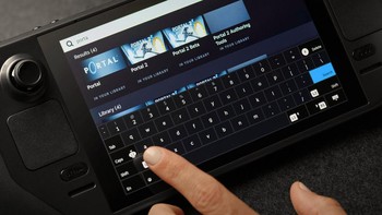 Steam Deck punya layar sentuh. Foto: dok Valve