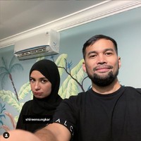 Jika diperhatikan, Teuku Wisnu ternyata cukup sering mengunggah foto-foto di Instagram dengan keterangan yang nyeleneh. Seperti keterangan dalam foto yang satu ini. Foto: Instagram/@teukuwisnu