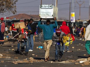 Korban Tewas Akibat Kerusuhan di Afrika Selatan Jadi 337 Orang