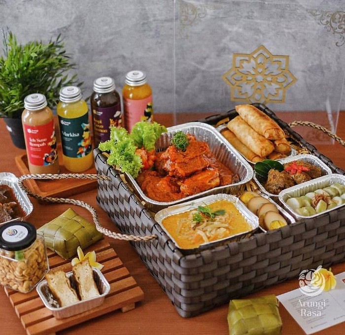 5 Hampers Isi Opor hingga Sate Ini Bisa Jadi Hantaran Idul Adha