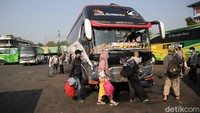 Begini aktivitas di Terminal Kota Bekasi jelang Hari Raya Idul Adha.