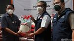 Bulog Salurkan Beras untuk Warga Terdampak PPKM Darurat di Jabar