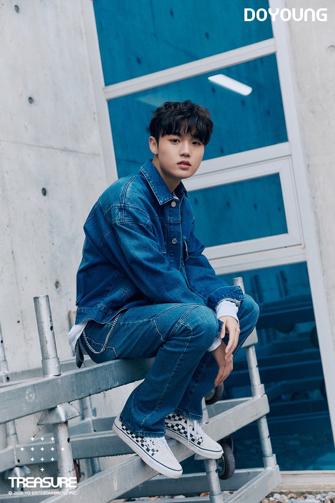 Doyoung TREASURE