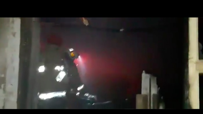 Kebakaran di Kantor BPOM Jakpus (Screenshot video Humas Jakfire)