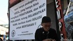 Kibarkan Bendera Putih, PKL Bandung Tolak PPKM Darurat Diperpanjang