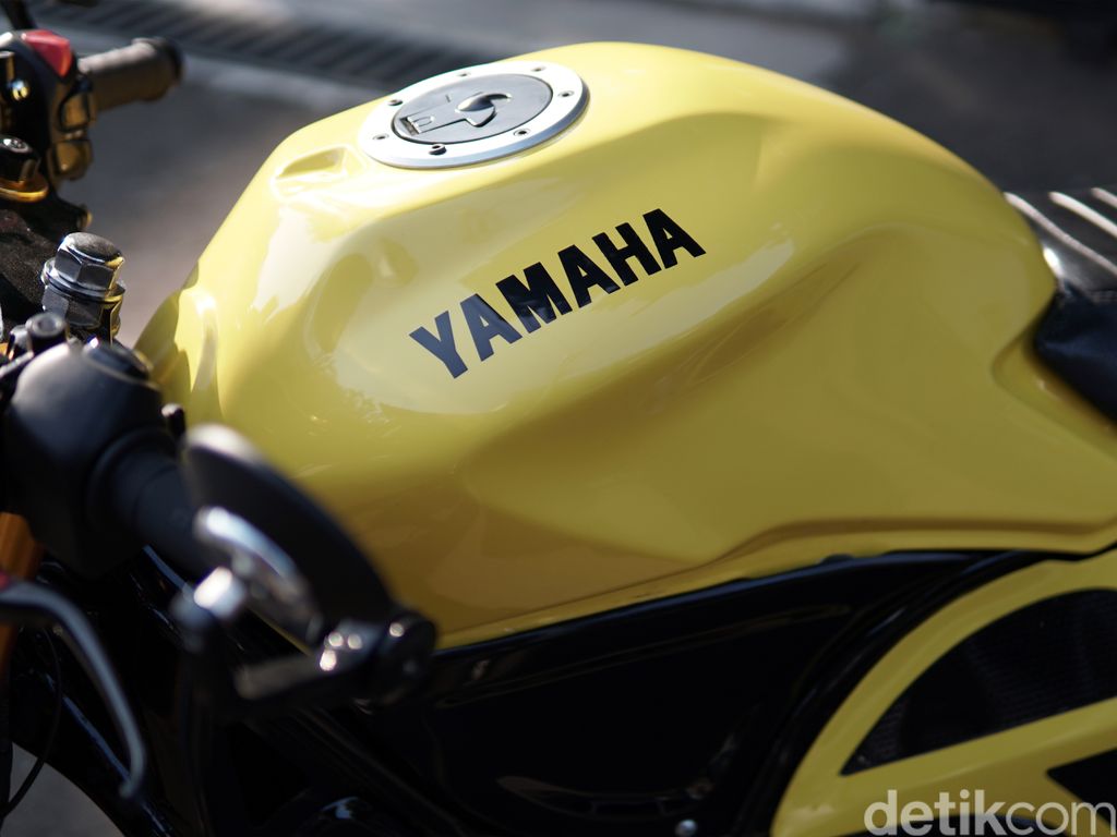 Bikin Pangling Modifikasi Motor Yamaha XMAX 250 Ala Moge Cafe Racer