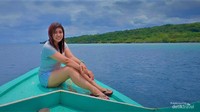 Kenangan antara kita di tengah lautan menuju Pulau Menjangan.
