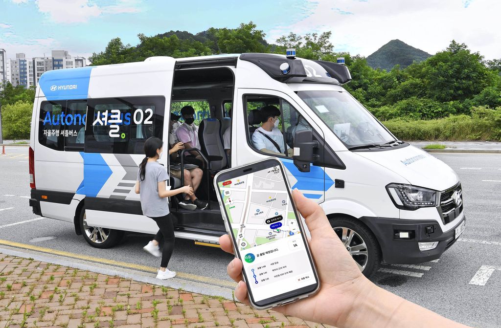 RoboShuttle Bus Shuttle pintar dari Hyundai yang dapat menyetir sendiri