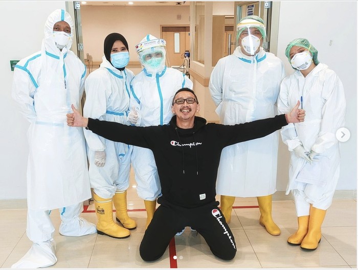 Abu Janda sembuh dari COVID