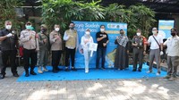 Sebelumnya diberitakan, Kapolri Jenderal Listyo Sigit Prabowo ingin target Presiden Joko Widodo terwujud 1 juta orang suntik vaksinasi COVID-19 pada Juli 2021. 