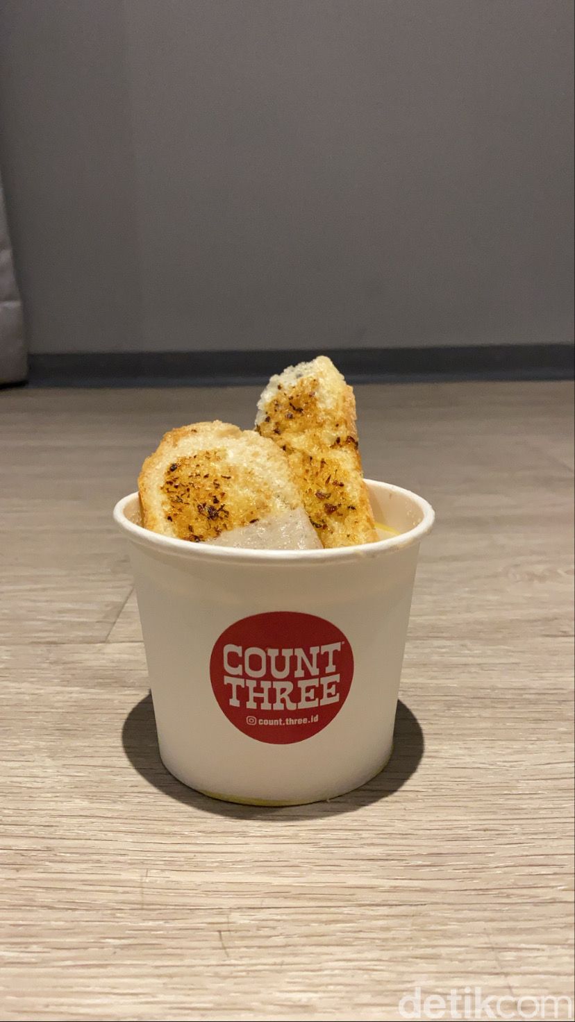 Count Three : Renyah Gurih Chicken Biscuit ala Southern Style Kekinian