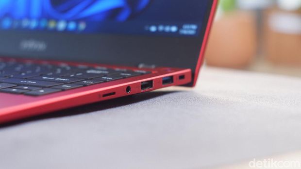 Infinix INBook X1 Pro Infinix INBook X1 Pro