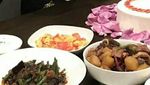 Intip Keseruan Kris Wu saat Makan Enak dan Masak di Dapur