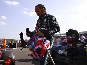 Hamilton Dihina, Hamilton Dibela
