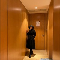 Awalnya Melly Goeslaw mampu mengurangi bobot hingga sembilan kg dalam waktu kurang dari 2 bulan. Kini dilaporkan bahwa ia sudah turun sekitar 30 kg. Foto: Instagram melly_goeslaw