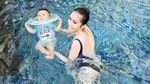 Momo Eks Geisha Berenang di Bali, Airnya Disebut Kalah Bening