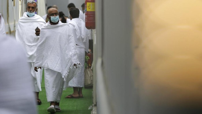 Melihat Suasana Tenda Jemaah Haji Di Mina