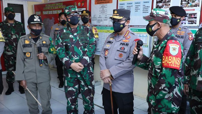 Panglima TNI, Kapolri, Kepala BNPB Sidak Gudang Obat di Banten.
