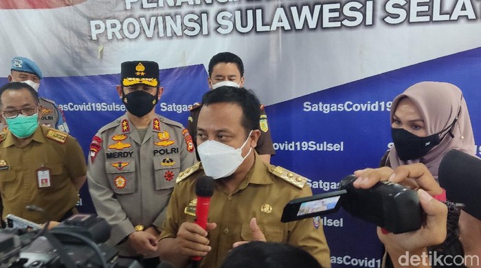 Plt Gubernur Sulsel Andi Sudirman Sulaiman (Hermawan/detikcom).