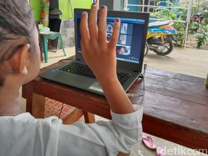 Curhat Siswa Baru Pangandaran Jalani MPLS Daring: Enggak Seru!