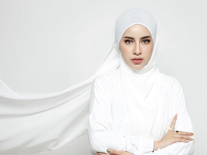 tutorial hijab Tutorial hijab untuk Hari Raya Idul Adha.