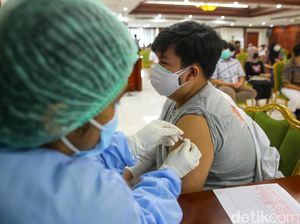 Cerita Remaja SMP Ikut Vaksin Corona, Kangen Sekolah Tatap Muka
