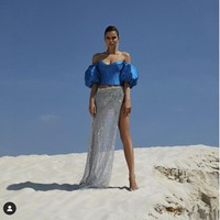 Pengakuan Viki itu terjadi saat saat tampil di acara YouTube Makarena. Kala itu Viki ditanyai apakah ada orang sepopuler Ronaldo yang pernah menyukai salah satu fotonya di Instagram. Ia kemudian mengklaim bukan hanya Ronaldo, Lewis Hamilton dan Neymar juga pernah mengajaknya kenalan. Foto: Dok. Instagram @ viki_odintcova