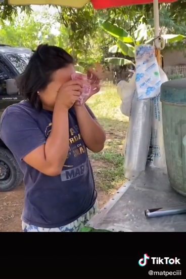 Viral Penjual Nangis Terharu Es Tebunya Ditawar Harga Rp 500 Ribu