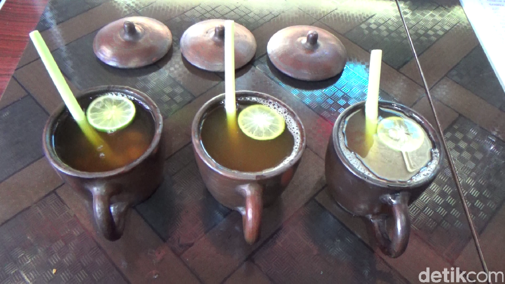 Wedang Jancuk, Racikan Alami Penjaga Kesehatan dari Kafe di Lumajang