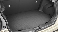 Berkat pembaruan ini membuat ruang yang lebih besar terutama untuk penumpang yang duduk di kursi belakang, dan bagasi. Foto: Toyota Motor Corporation