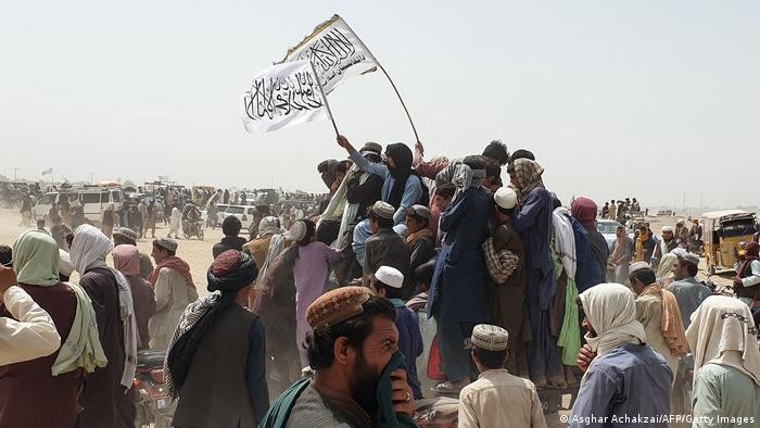 Pakar menilai dugaan dukungan Islamabad kepada Taliban dapat merusak reputasi Pakistan di komunitas internasional (Asghar Achakzai/AFP/Getty Images)