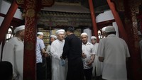  Salat Idul Adha di Masjid Niujie diikuti sekitar 1.000 umat Islam yang mayoritas beretnis Hui.  