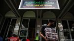 Mengintip Proses Pembagian Daging Kurban Saat PPKM Darurat