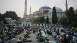 Khidmatnya Pelaksanaan Salat Idul Adha di Turki hingga Palestina