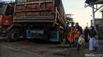 Khidmatnya Salat Idul Adha di Pesisir Utara Jakarta