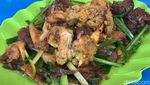 Krengsengan Kepala Kambing Pak Wi Legendaris dari Surabaya