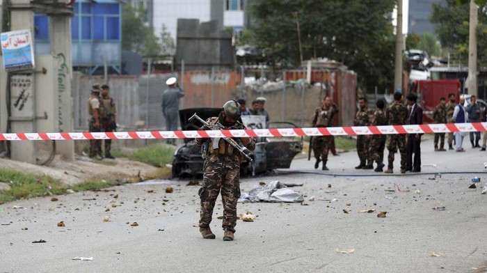 Rentetan serangan roket melanda ibu kota Kabul di Afghanistan saat salat Idul Adha. 3 roket dilaporkan jatuh di dekat Istana Kepresidenan Afghanistan di Kabul.