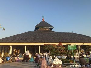 Ciri-ciri Masjid pada Masa Awal Kehadiran Islam di Indonesia, Seperti Apa?