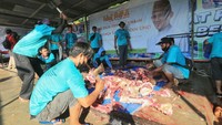 Menurutnya, program 1.000 Hewan Qurban terdiri dari jenis sapi, Kerbau, Kambing dilakukan serentak secara Hybrid dengan Protokol Kesehatan Ketat di 114 Lokasi RPH termasuk pemotongan dan pencacahan serta Pembagian Daging Qurban tersebut Standart Prokes Ketat.   