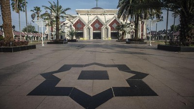 Sepinya Masjid di Ibu Kota Saat Tiadakan Salat Idul Adha